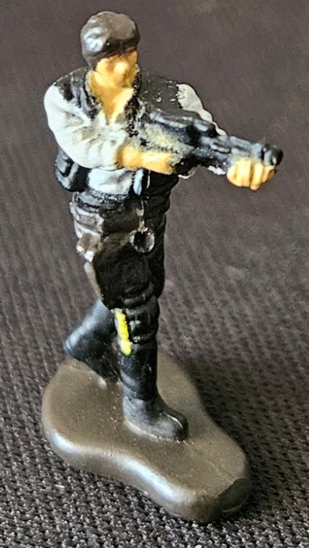 Han Solo w/ blaster Figure Micro Machine